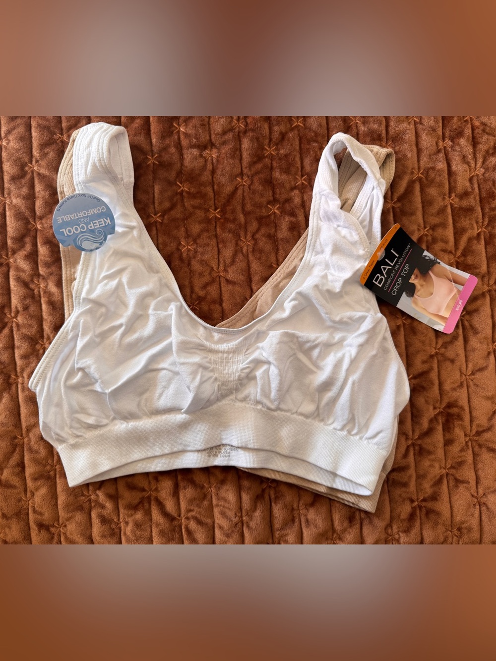 Bali Comfort Revolution Crop Top Bras 2 Pack Small NWT